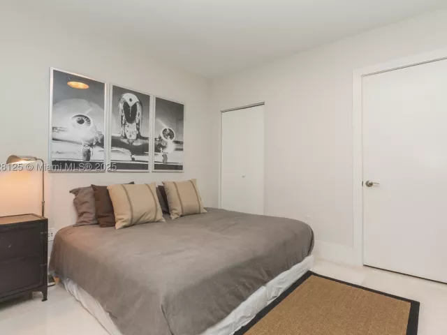 2-bedroom condo for rent in Hallandale Beach - 1830 S Ocean Dr 2801 - MondialRealty