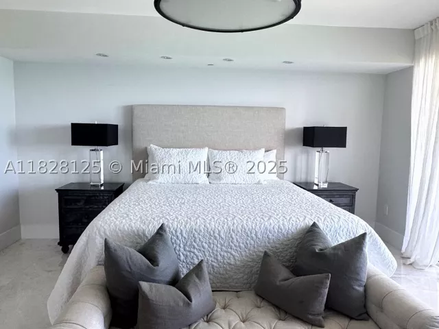 2-bedroom condo for rent in Hallandale Beach - 1830 S Ocean Dr 2801 - MondialRealty