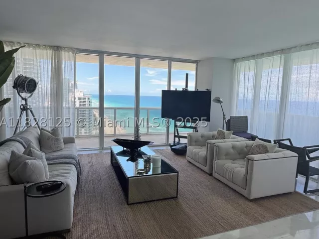 2-bedroom condo for rent in Hallandale Beach - 1830 S Ocean Dr 2801 - MondialRealty