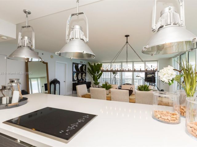 Apartment for rent  Unit #2801 - photo 6211843