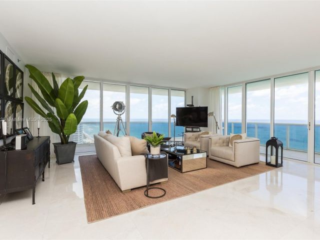 Apartment for rent  Unit #2801 - photo 6211850