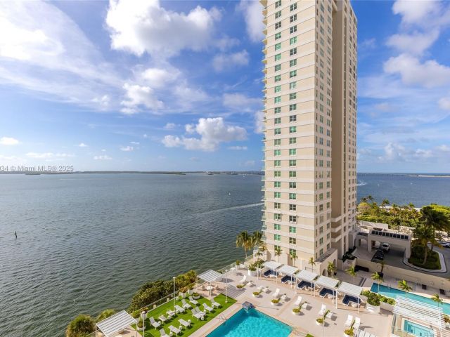 Apartment for sale  Unit #1210 - photo 6203234