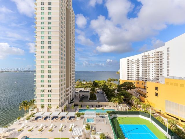 Apartment for sale  Unit #1210 - photo 6203236