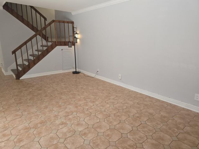 Home for rent at 1505 Augusta Circle 119 - photo 6214512