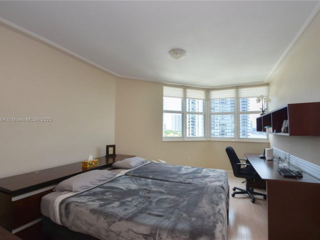Apartment for sale  Unit #901 - photo 6207612