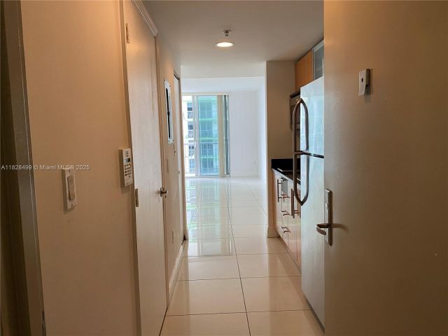 Apartment for sale  Unit #2707 - photo 6239365