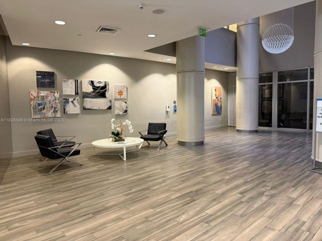 Apartment for sale  Unit #2707 - photo 6239374