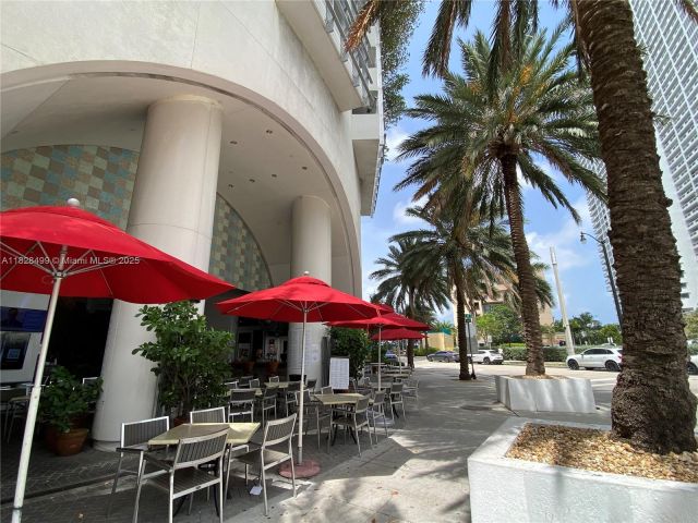 Apartment for sale  Unit #2707 - photo 6239379