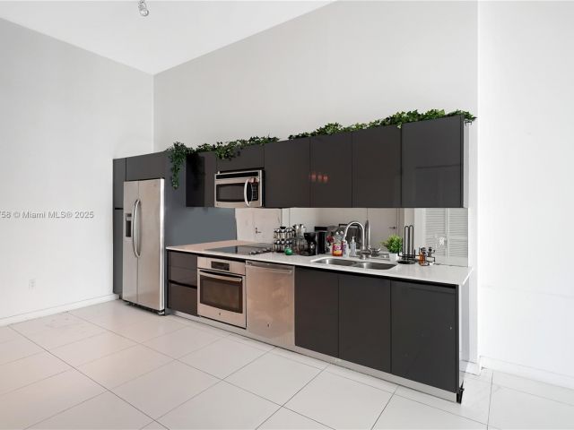 Apartment for sale  Unit #2706 - photo 6228024