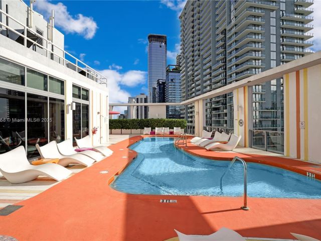 Apartment for sale  Unit #2706 - photo 6228032