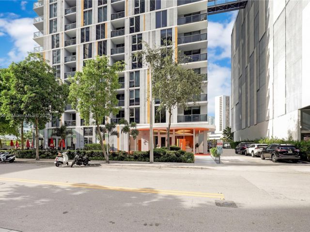 Apartment for sale  Unit #2706 - photo 6228035