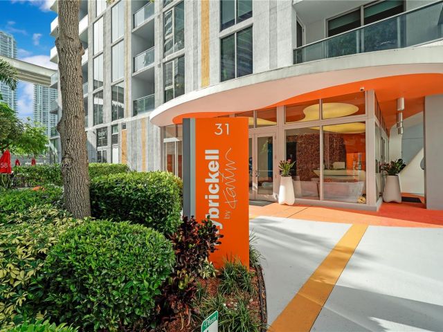 Apartment for sale  Unit #2706 - photo 6228039