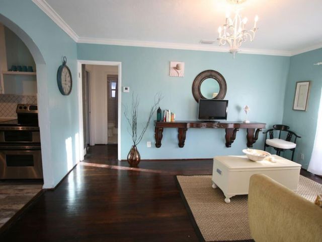 Home for sale at 100 NE 5th Street - photo 6204199