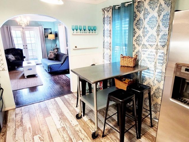 Home for sale at 100 NE 5th Street - photo 6204202