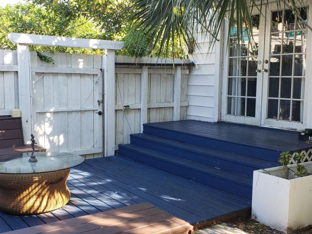 Home for sale at 100 NE 5th Street - photo 6204206