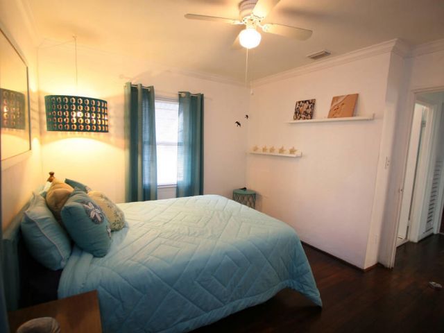 Home for sale at 100 NE 5th Street - photo 6204212
