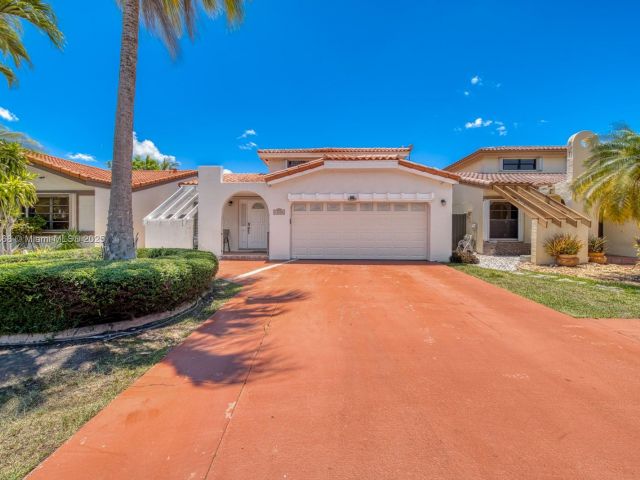 Home for sale at 10000 SW 147th Ct - photo 6205383