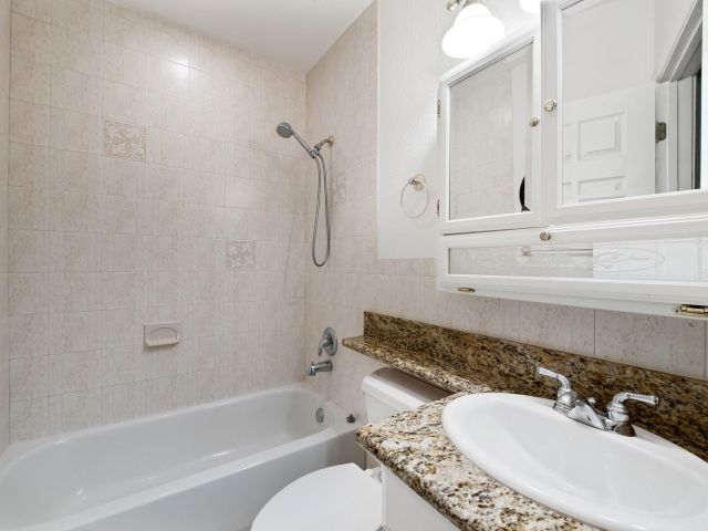 Home for sale at 1260 N Riverside Dr 1260 - photo 6207336