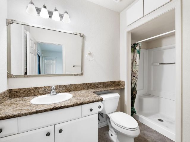 Home for sale at 1260 N Riverside Dr 1260 - photo 6207349