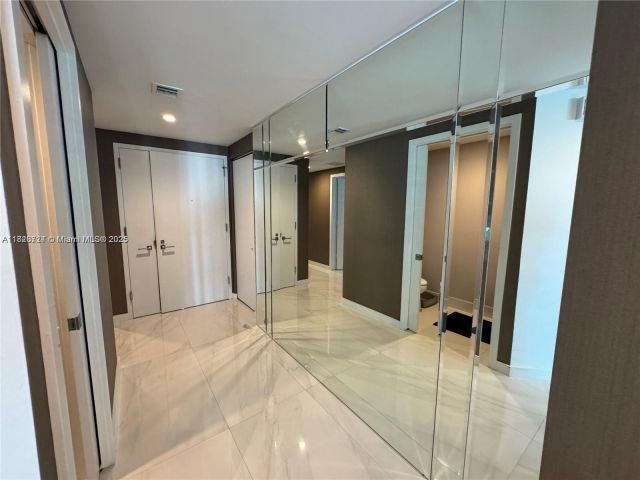 Apartment for sale  Unit #1401 - photo 6211510