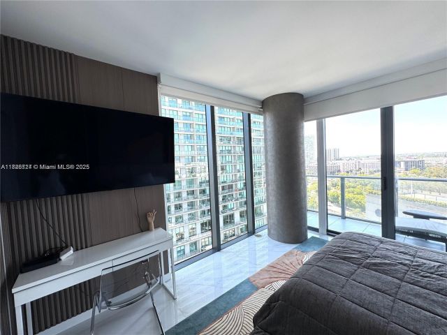 Apartment for sale  Unit #1401 - photo 6211513