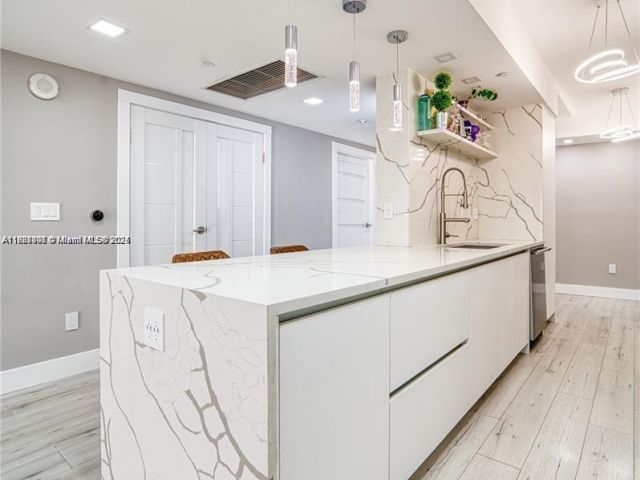 Apartment for sale  Unit #3708 - photo 6206993