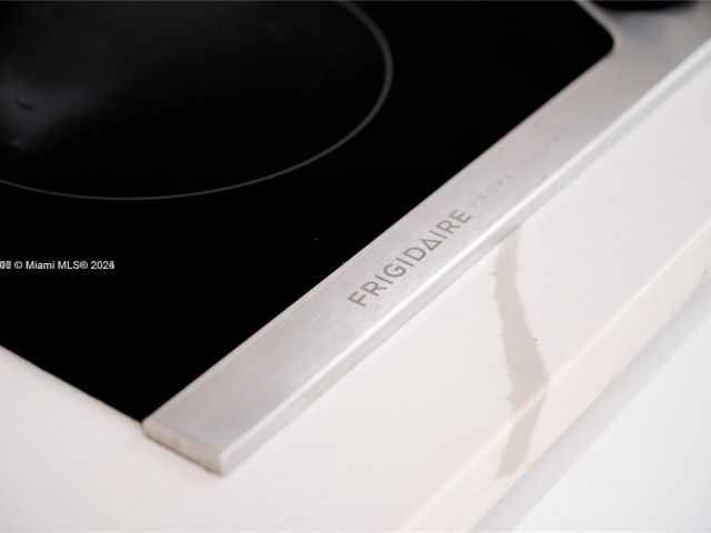 Apartment for sale  Unit #3708 - photo 6206995