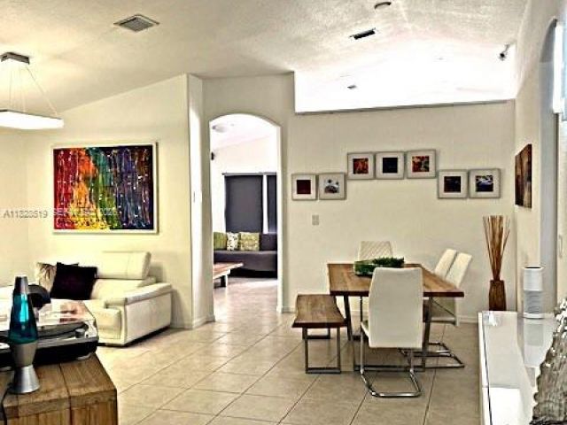 Home for sale at 1988 SE 12th St - photo 7435986