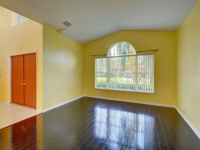 Home for rent at 1282 Pebble Ridge Lane - photo 6207237