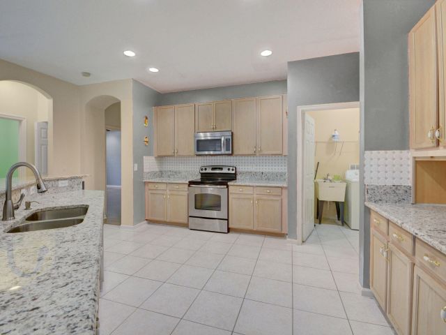 Home for rent at 1282 Pebble Ridge Lane - photo 6345463