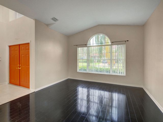 Home for rent at 1282 Pebble Ridge Lane - photo 6345465