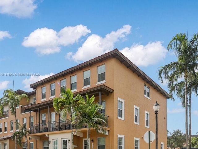 Home for sale at 14776 SW 10th St 10501 - photo 6206769