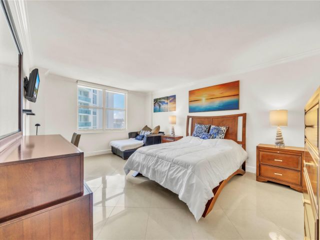 Apartment for rent  Unit #1220(AVAILABLE 05/01/26 - photo 6232031