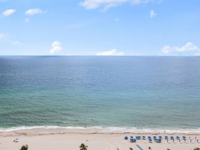 Apartment for rent  Unit #2302 - photo 6208058