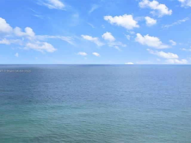 Apartment for rent  Unit #2302 - photo 6208059