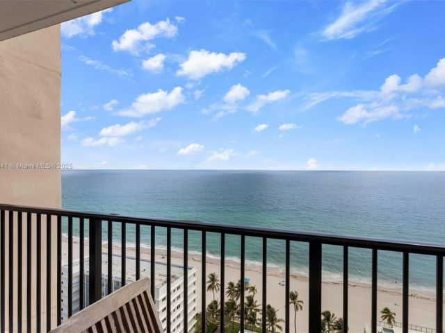 Apartment for rent  Unit #2302 - photo 6208060