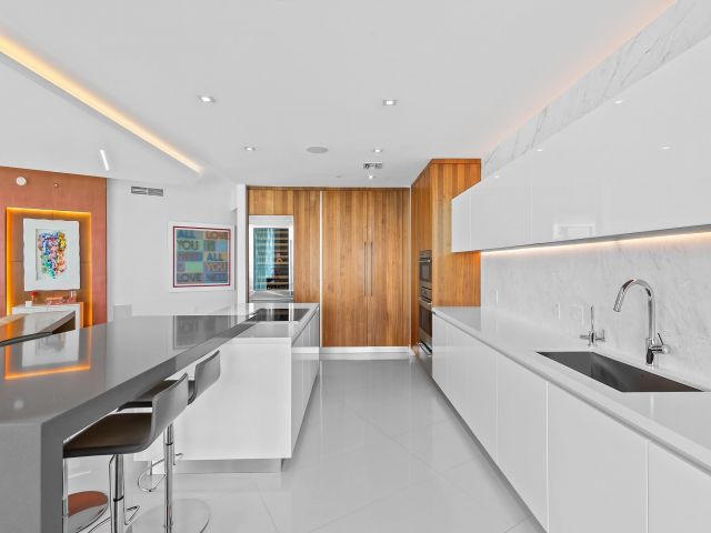 Apartment for sale  Unit #902 - photo 6208611