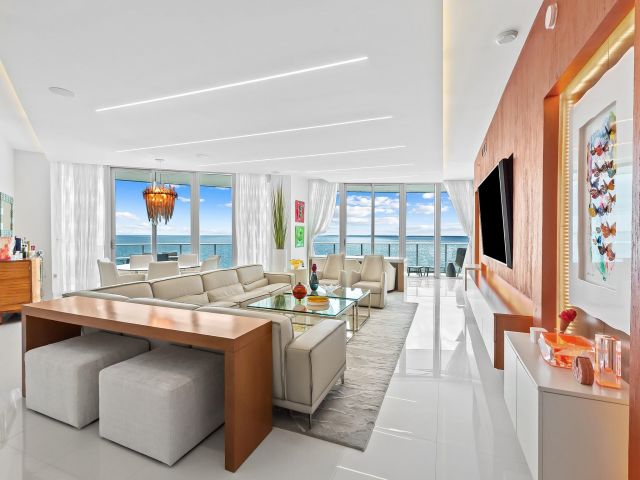 Apartment for sale  Unit #902 - photo 6208625