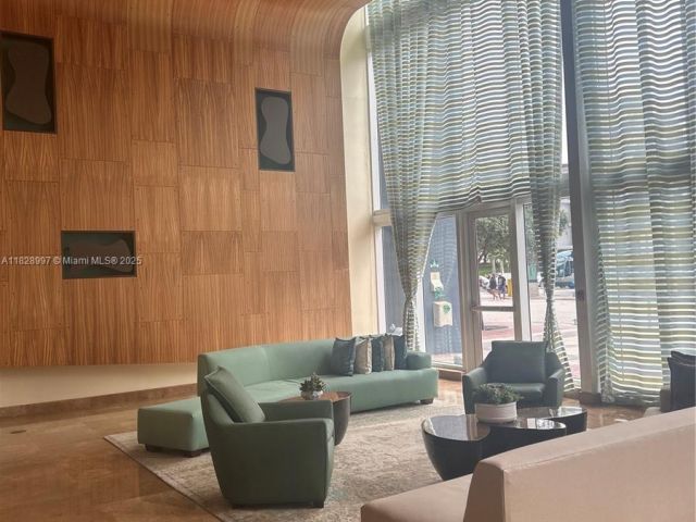 Apartment for sale  Unit #4706 - photo 6225913