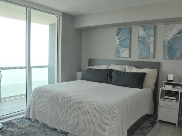 Apartment for sale  Unit #4706 - photo 6225922