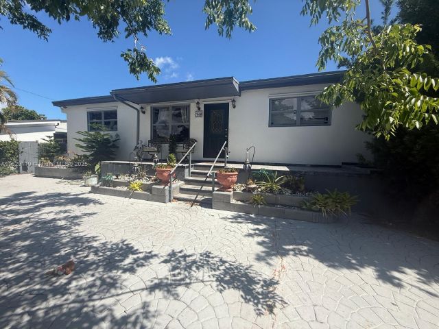 Home for sale at 7900 SW 21st Ter - photo 6206840