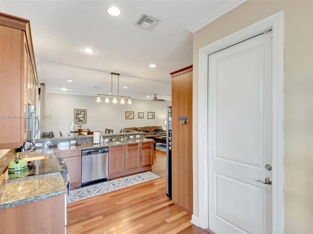 Home for sale at 1110 SE 4th Ave - photo 6223831