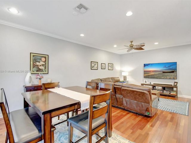 Home for sale at 1110 SE 4th Ave - photo 6223832