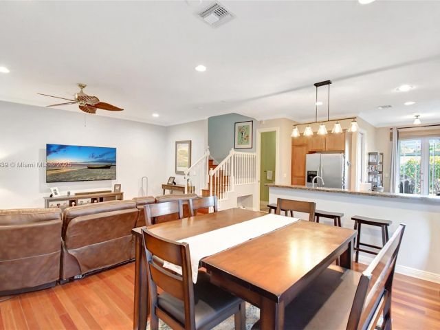 Home for sale at 1110 SE 4th Ave - photo 6223833