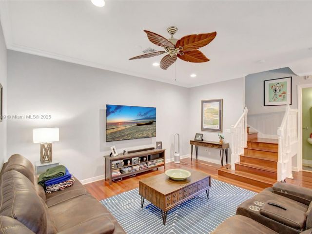 Home for sale at 1110 SE 4th Ave - photo 6223836