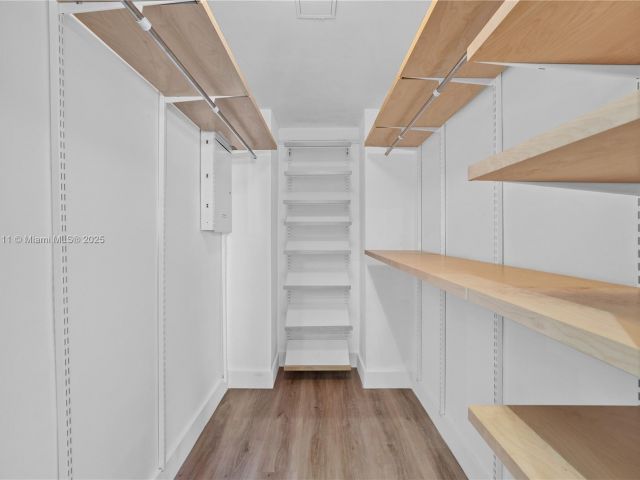 Apartment for sale  Unit #1035 - photo 6237714