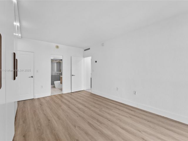Apartment for sale  Unit #1035 - photo 6237716
