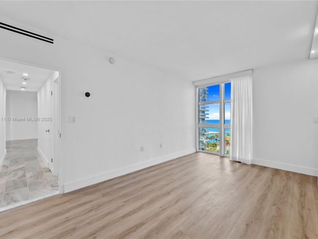 Apartment for sale  Unit #1035 - photo 6237717