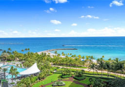 Apartment #1035 at Harbour House