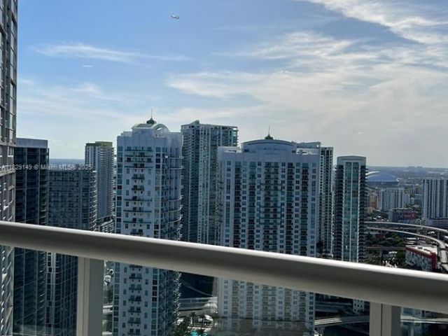 Apartment for rent  Unit #4004 - photo 6207922